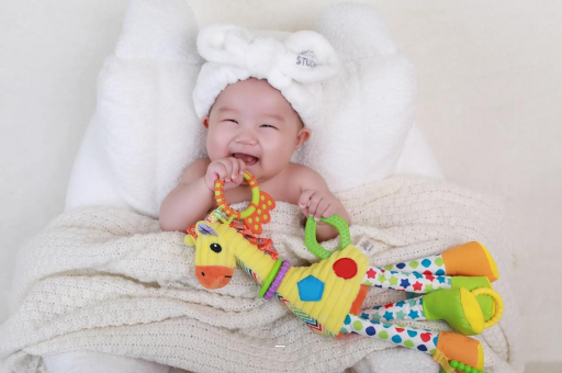 吉安宝宝为什么会吐奶